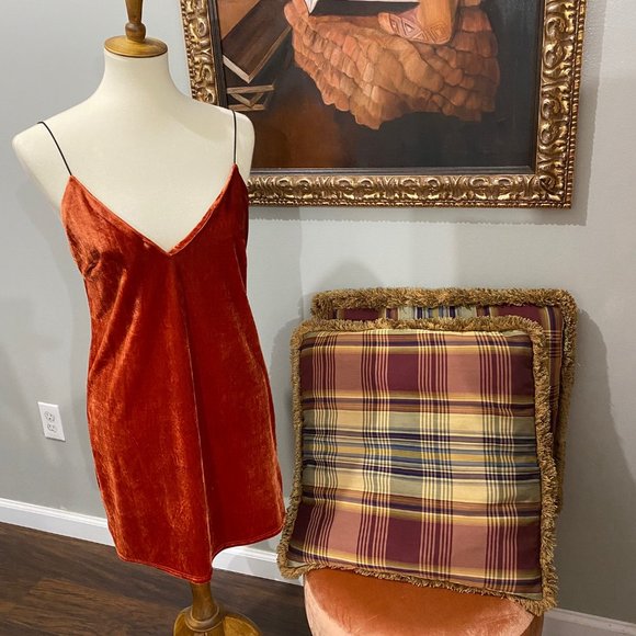 Pair of Plaid Accent Pillows 20x20 - Picture 2 of 3